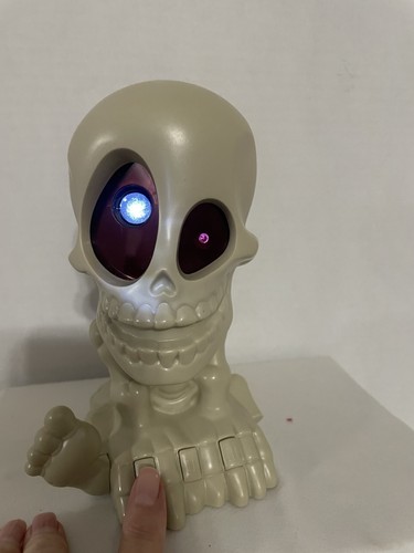Johnny the skull - johnny,